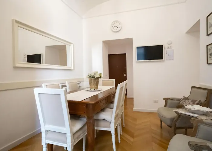 Domus Alba Mantua Apartment *