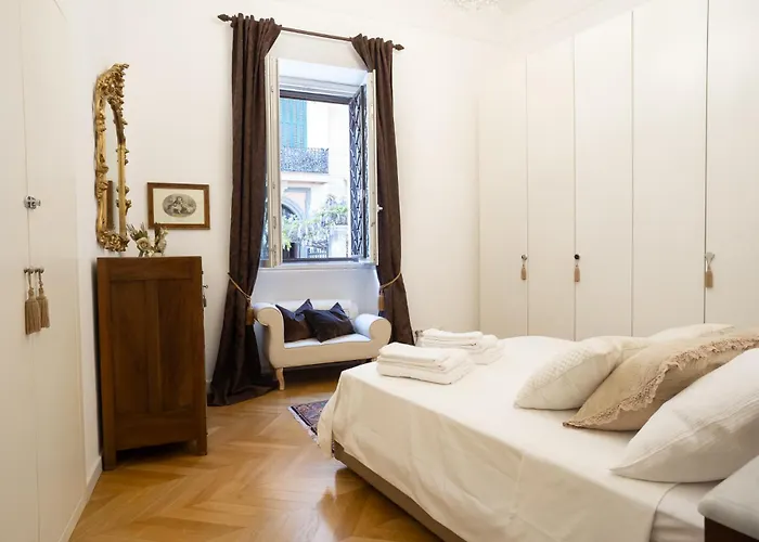 Apartment Domus Alba Mantua Rome