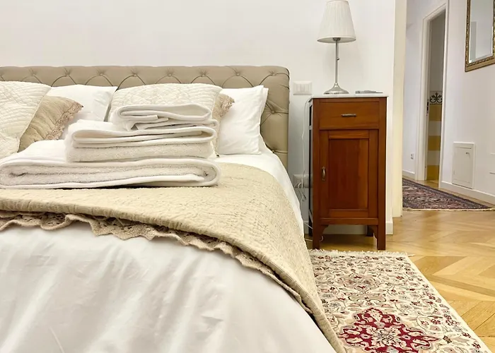 Apartment Domus Alba Mantua Rome